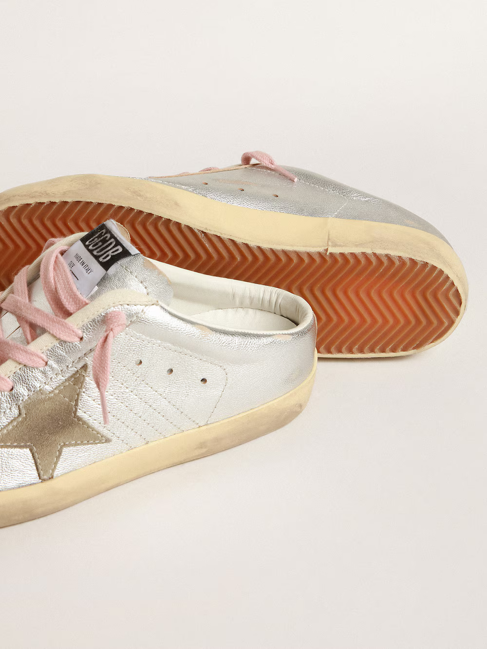 Baskets Golden Goose Slide Super-Star argentées et roses