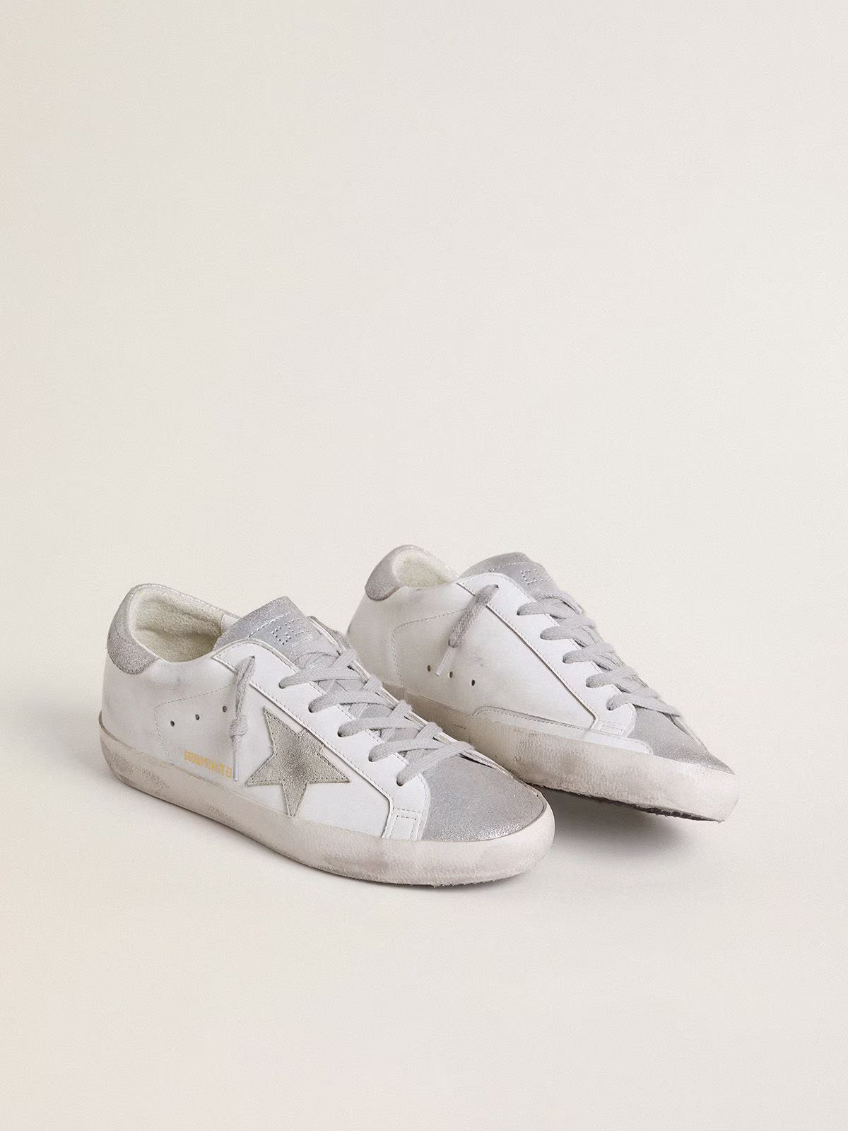 Golden Goose Super-Star Édition Privée – Blanc et Argent