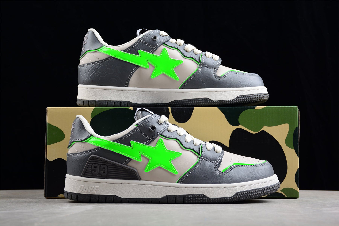 Baskets basses BAPE STA grises et vert fluo