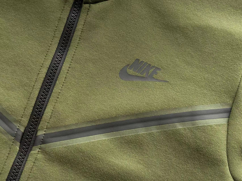Sweat à capuche Nike Tech Fleece vert olive