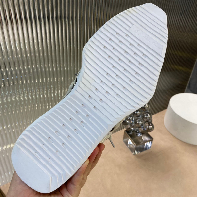 Baskets innovantes à lacets enroulés