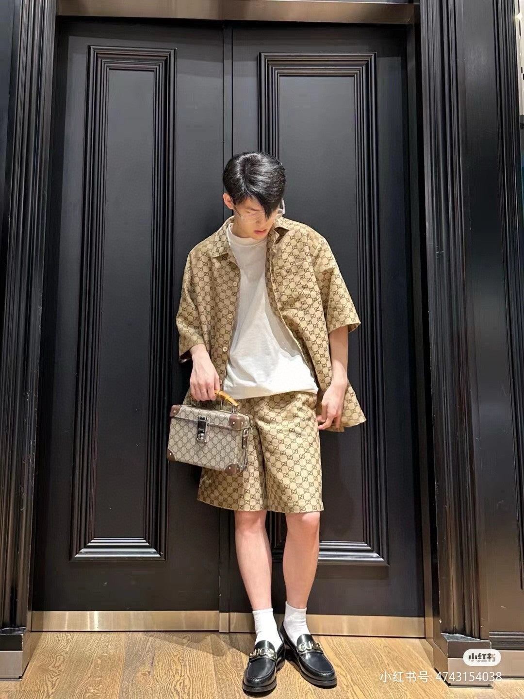 Chemise Gucci GG Monogram Beige à manches courtes