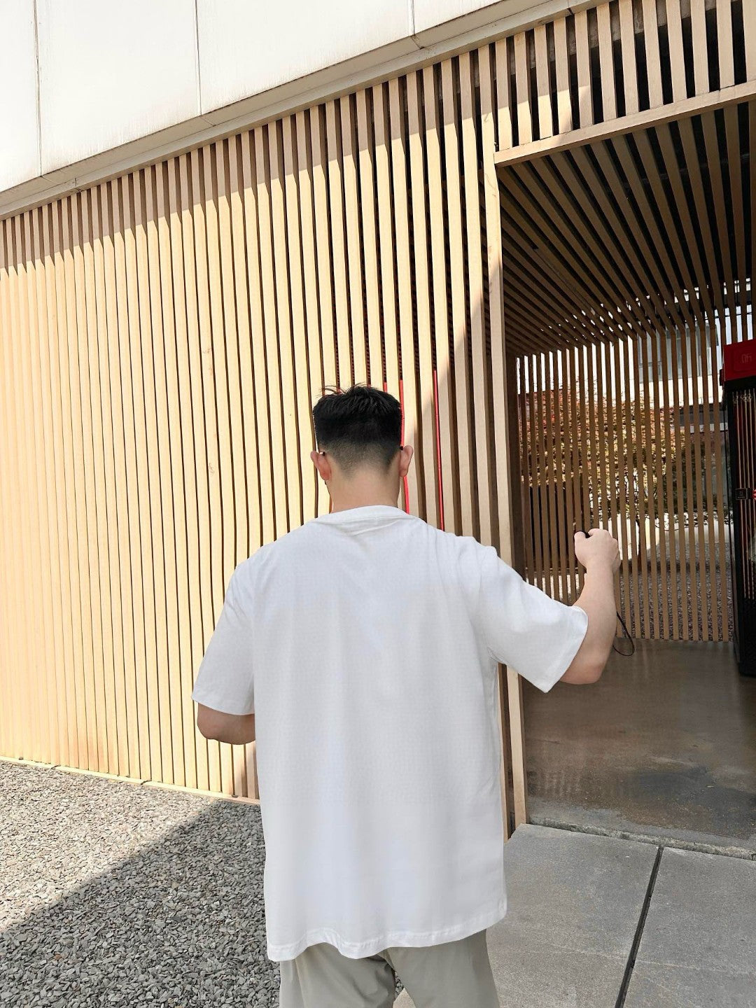 T-shirt Chanel à double logo C (blanc)