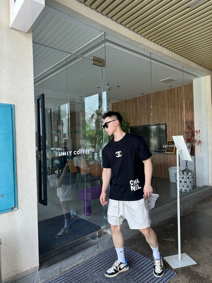 T-shirt Chanel à double logo C (noir)