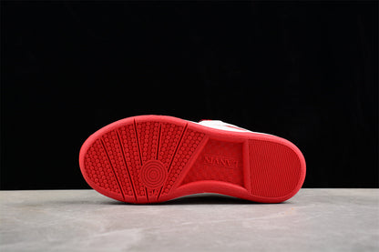 Baskets basses modernes