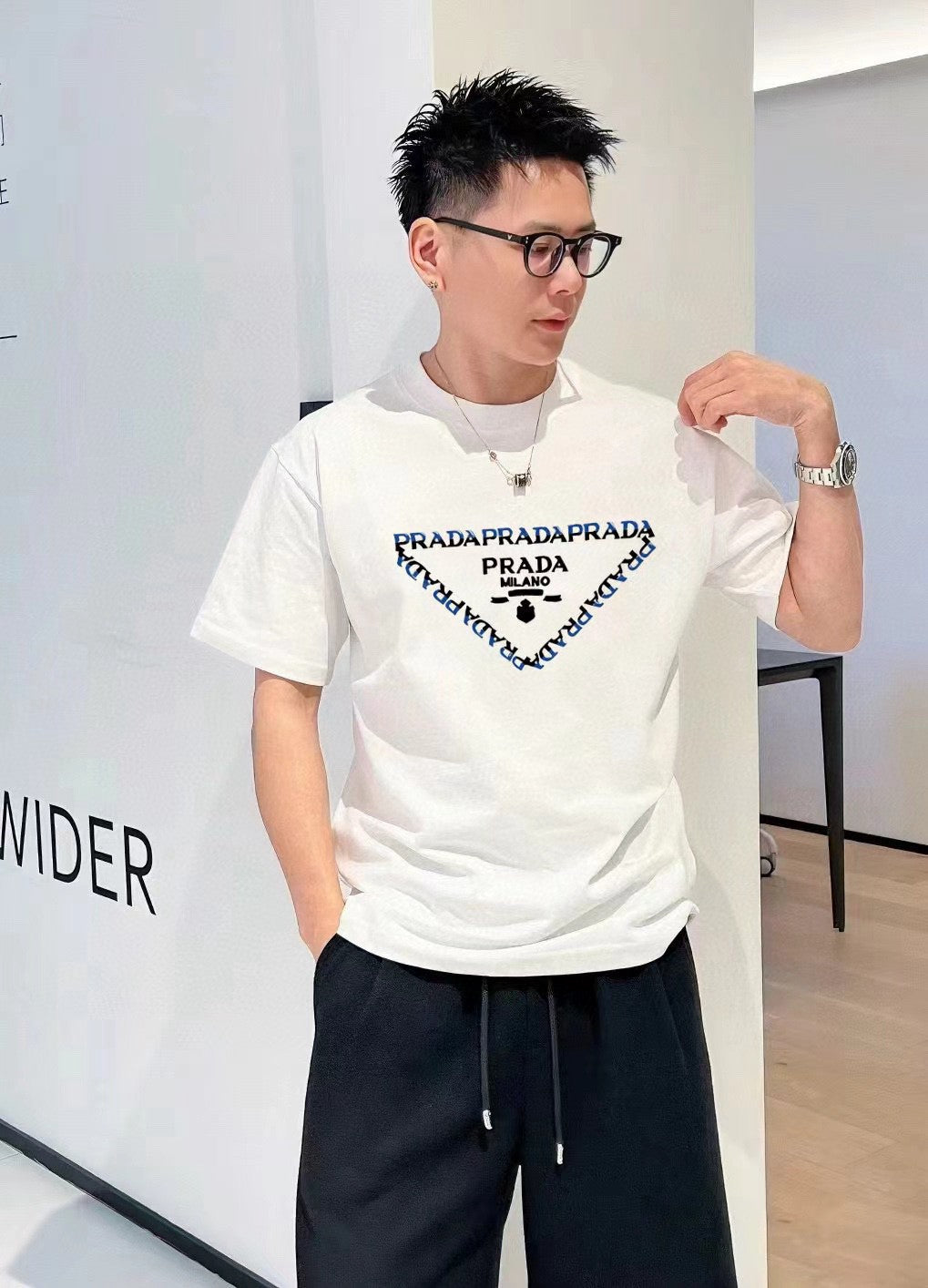 T-shirt blanc Prada avec logo