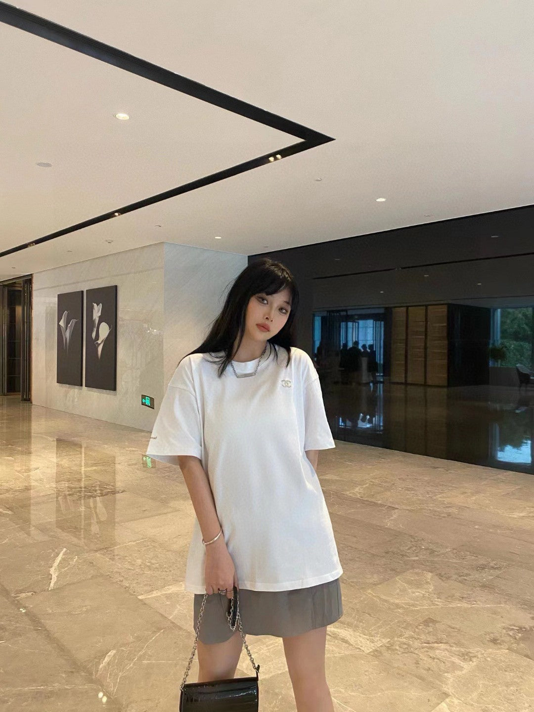 T-shirt Chanel Classic Logo blanc