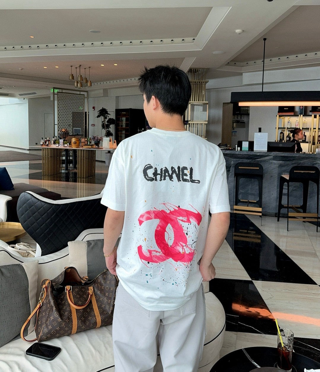 T-shirt Chanel Pink Splash Logo