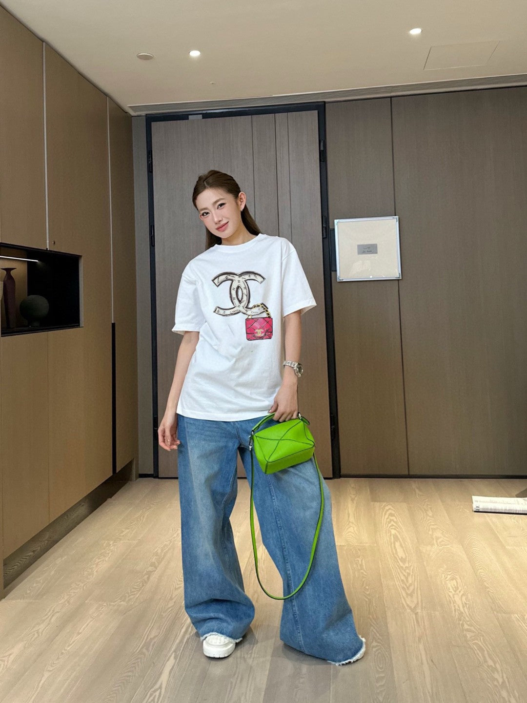 T-shirt à logo Chanel (blanc)