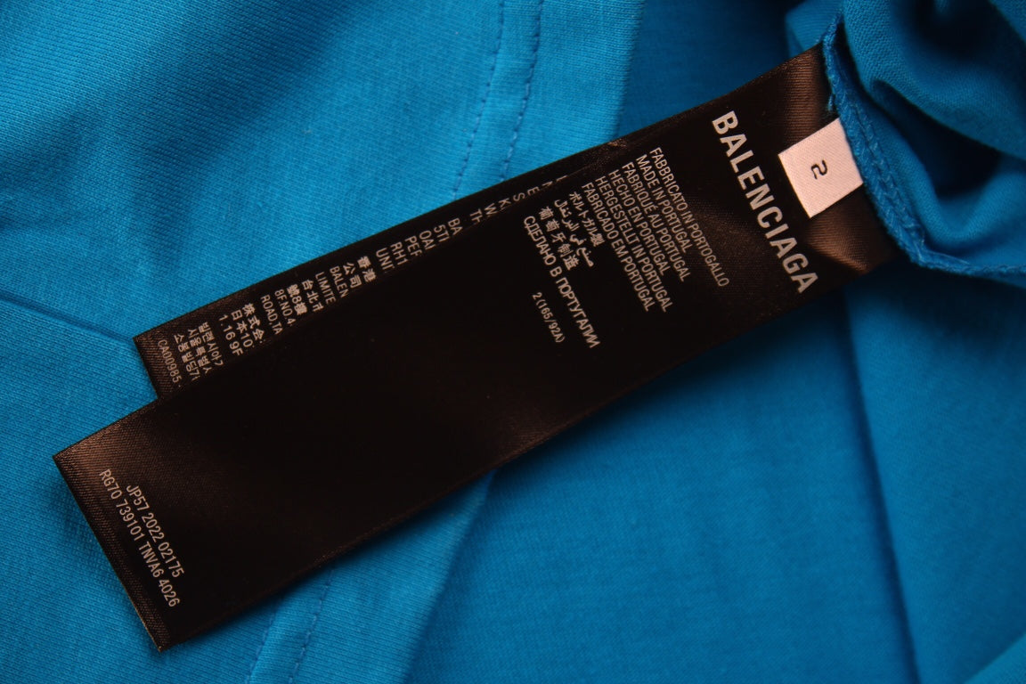 T-shirt Balenciaga en collaboration avec Adidas