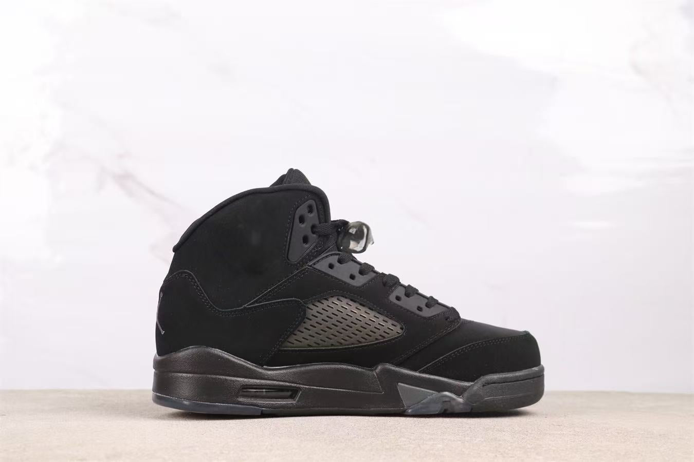 JORDAN 5 RETRO x ANTHRACITE