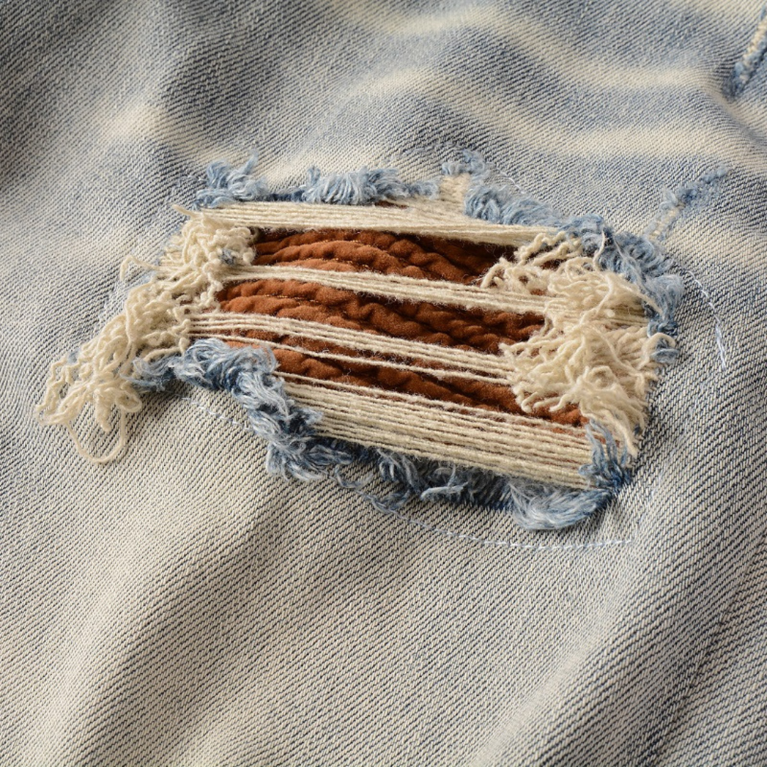 Amr Patch Distressed Jeans