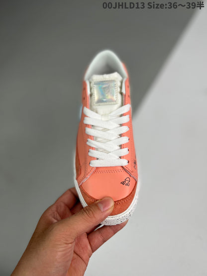 Nike Blazer Low '1977 Swoosh