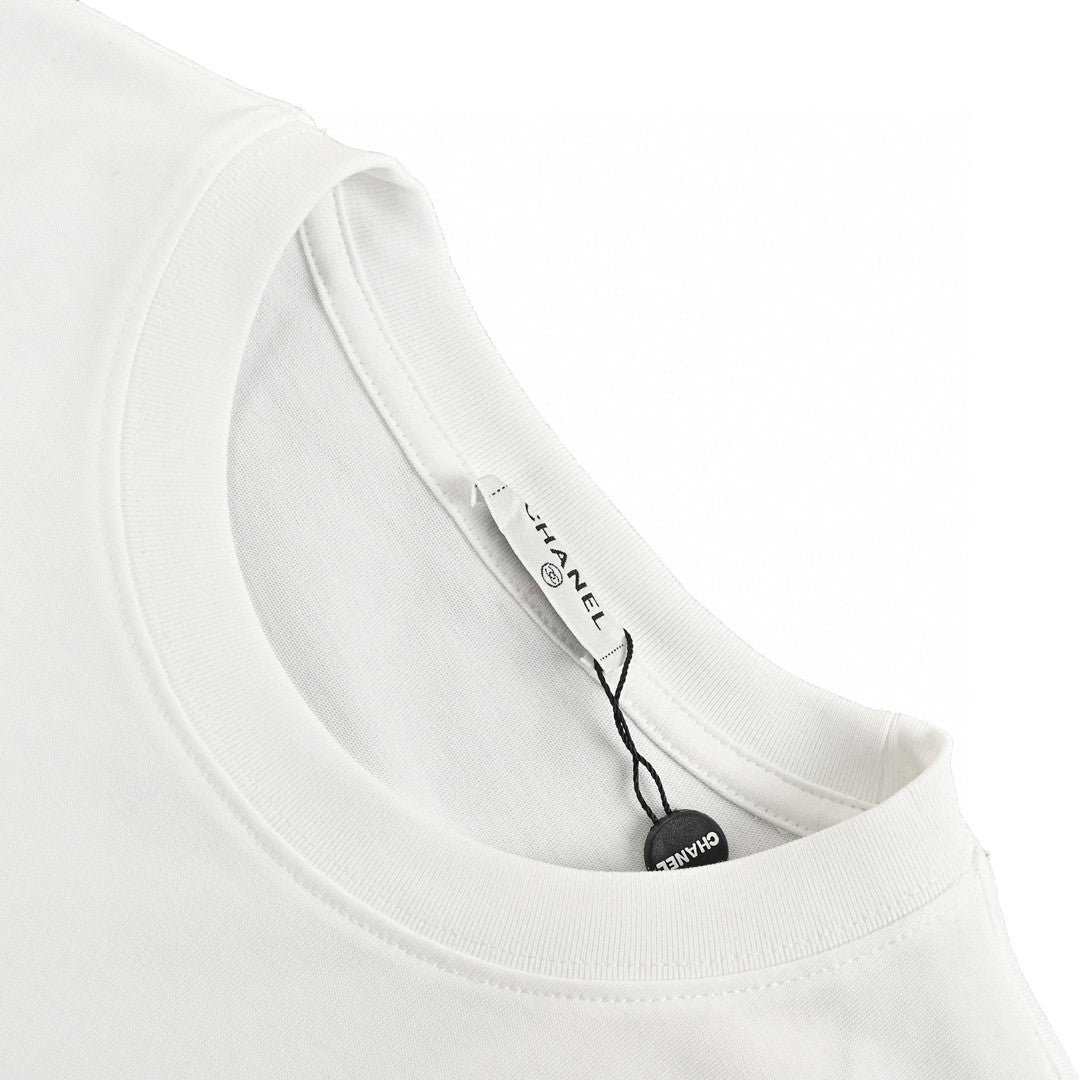 T-shirt à logo Chanel (blanc)