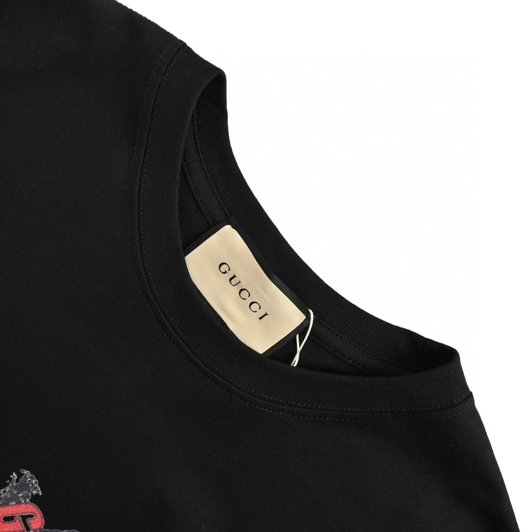 T-shirt Gucci à logo fraise (noir)