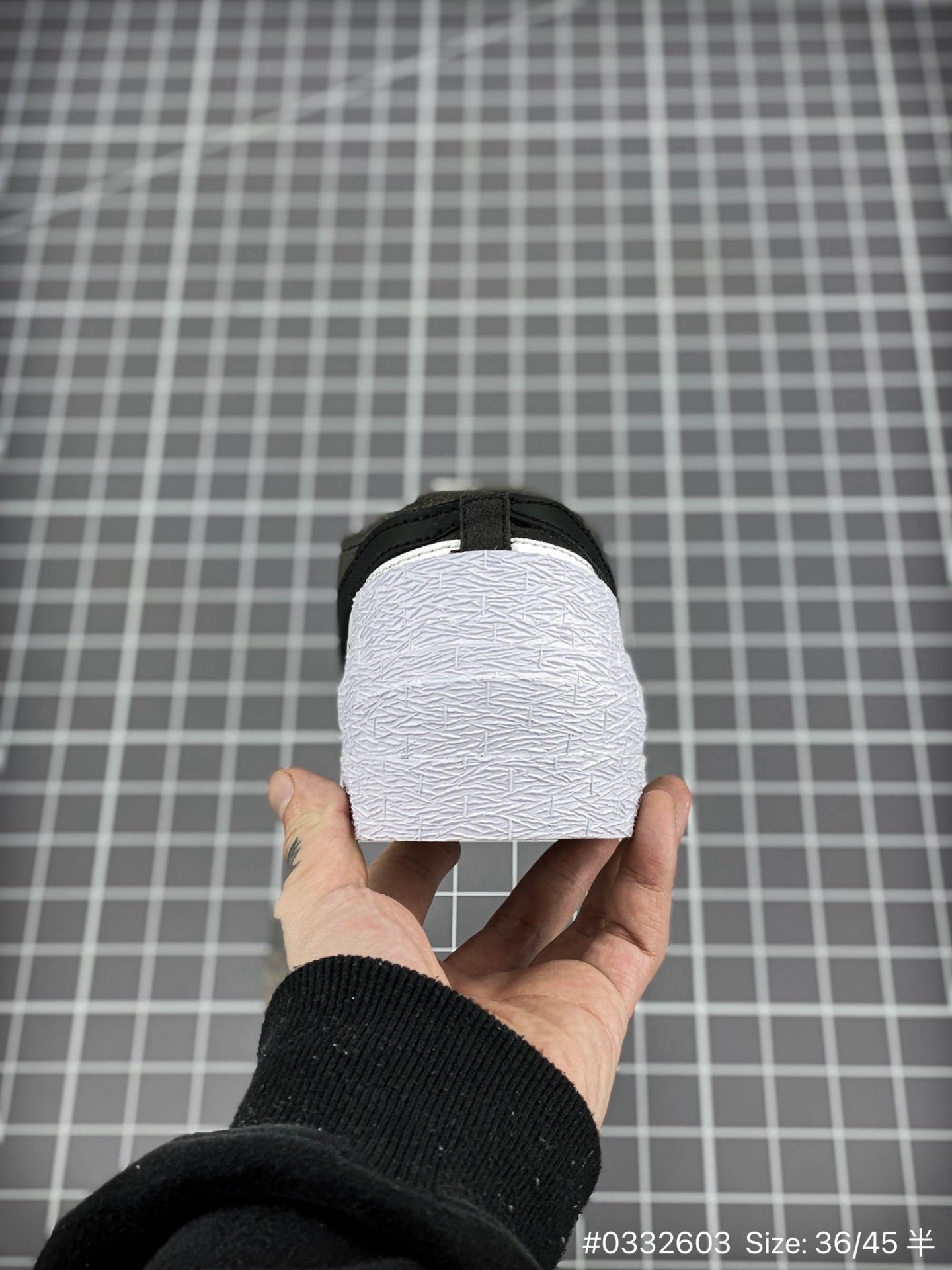 Sacai x Nike Blazer « Gris fer »