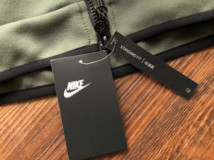 SWEAT À CAPUCHE NIKE TECH FLEECE x VERT ARME