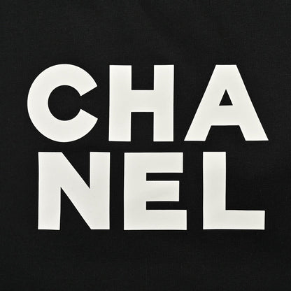 T-shirt Chanel à double logo C (noir)