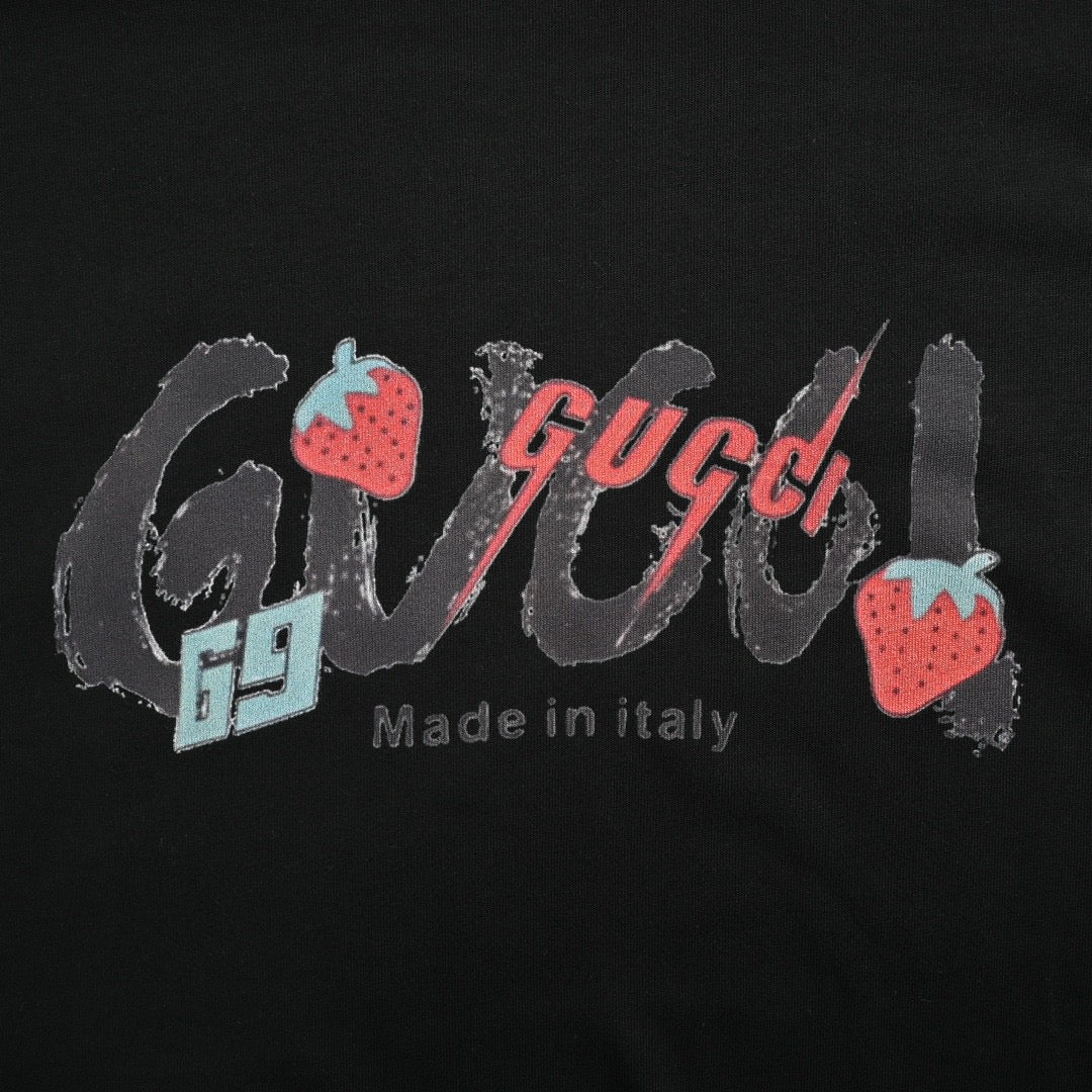 T-shirt Gucci à logo fraise (noir)
