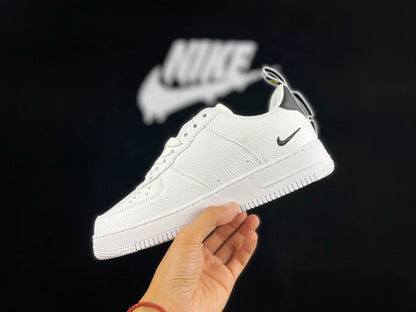NIKE AIR FORCE 1 Basse « Blanc/Noir »