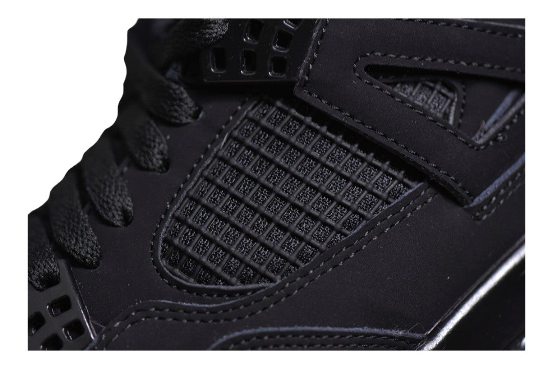 JORDAN 4 CHAT NOIR 