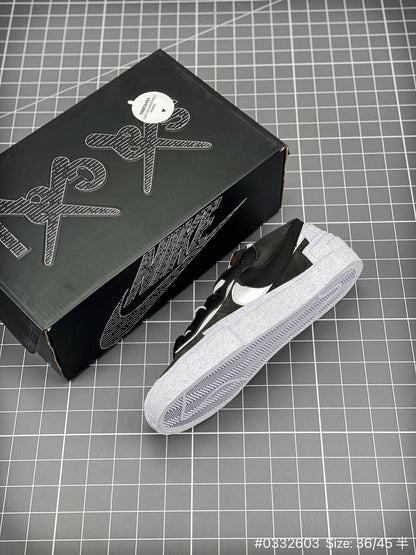 Sacai x Nike Blazer « Gris fer »