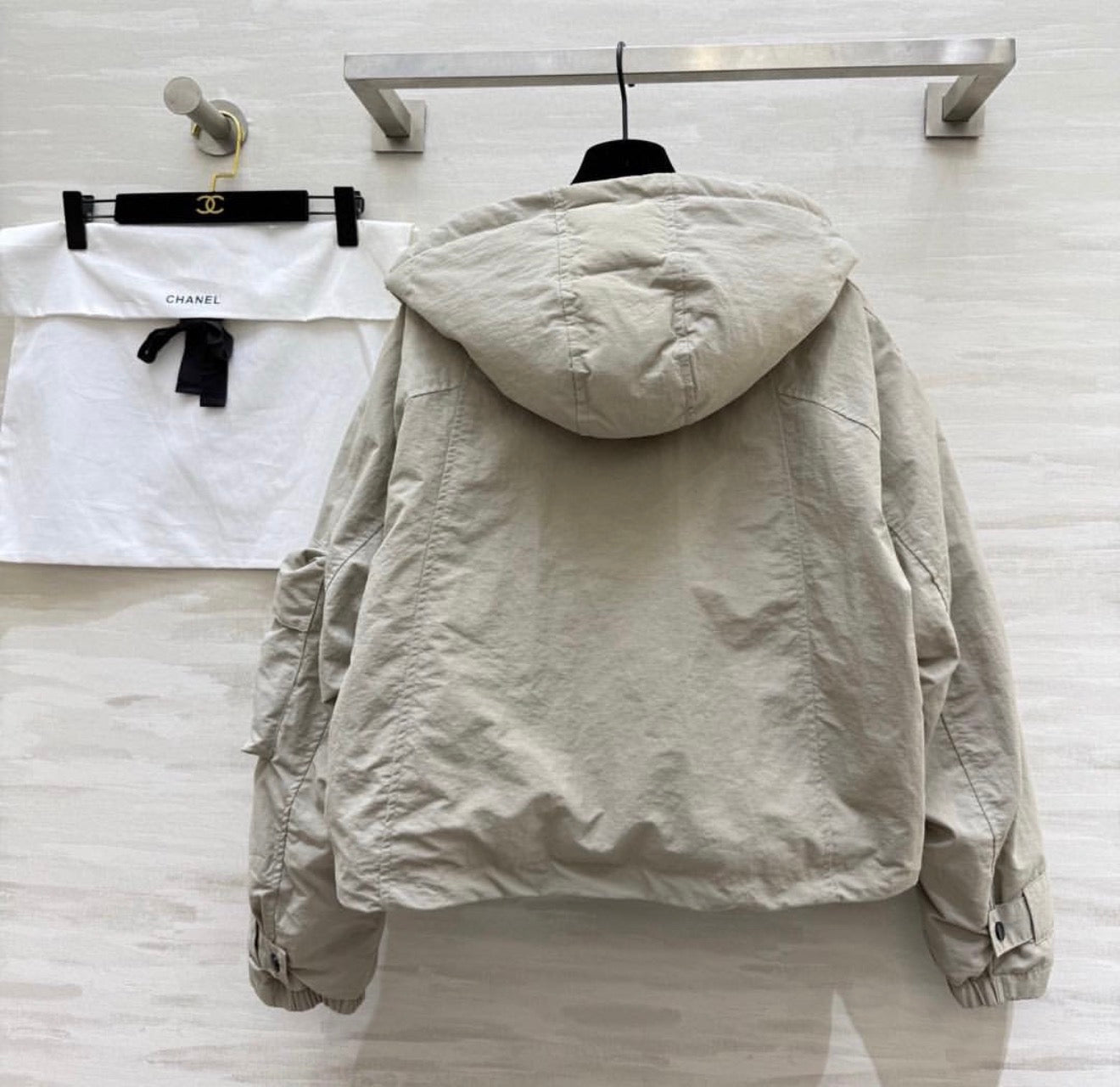 CC LIGHT JACKET