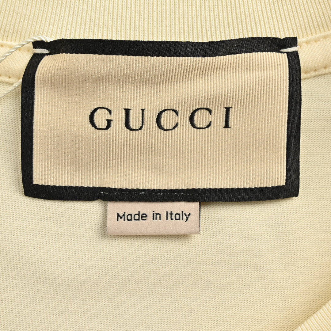 T-shirt Gucci à logo fraise (beige)