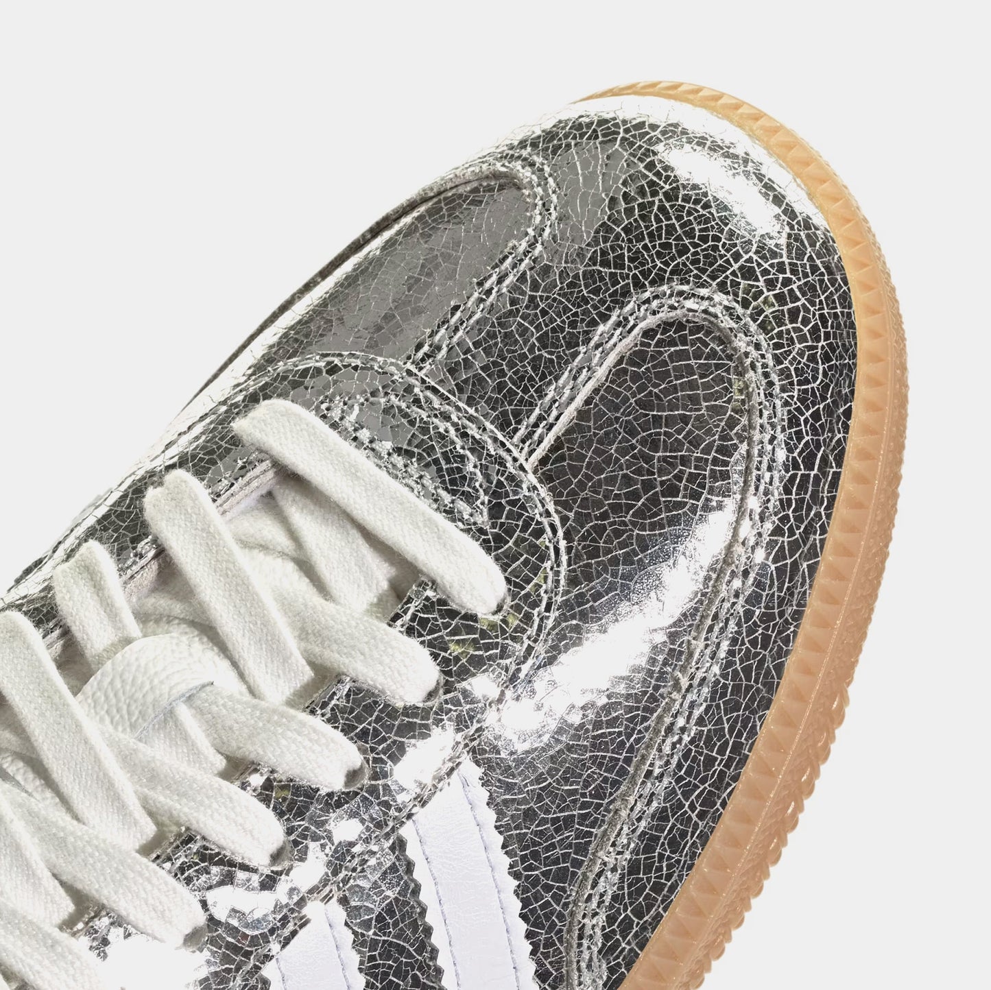 Samba OG Womens Lifestyle Shoes (Silver Metallic/Cloud White/Core White)