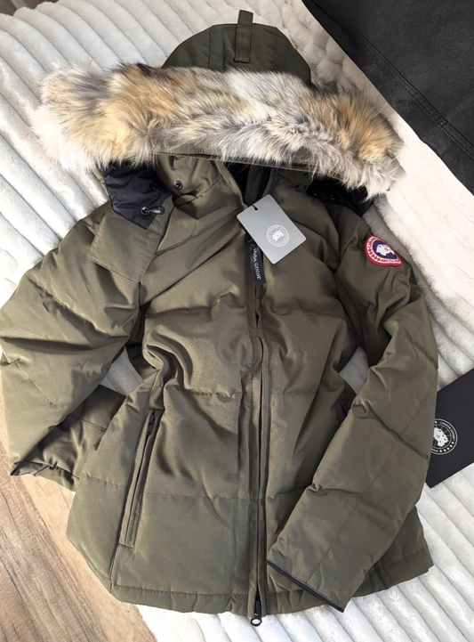 CANADA GOOSE SNATCHABLE COAT OLIVE