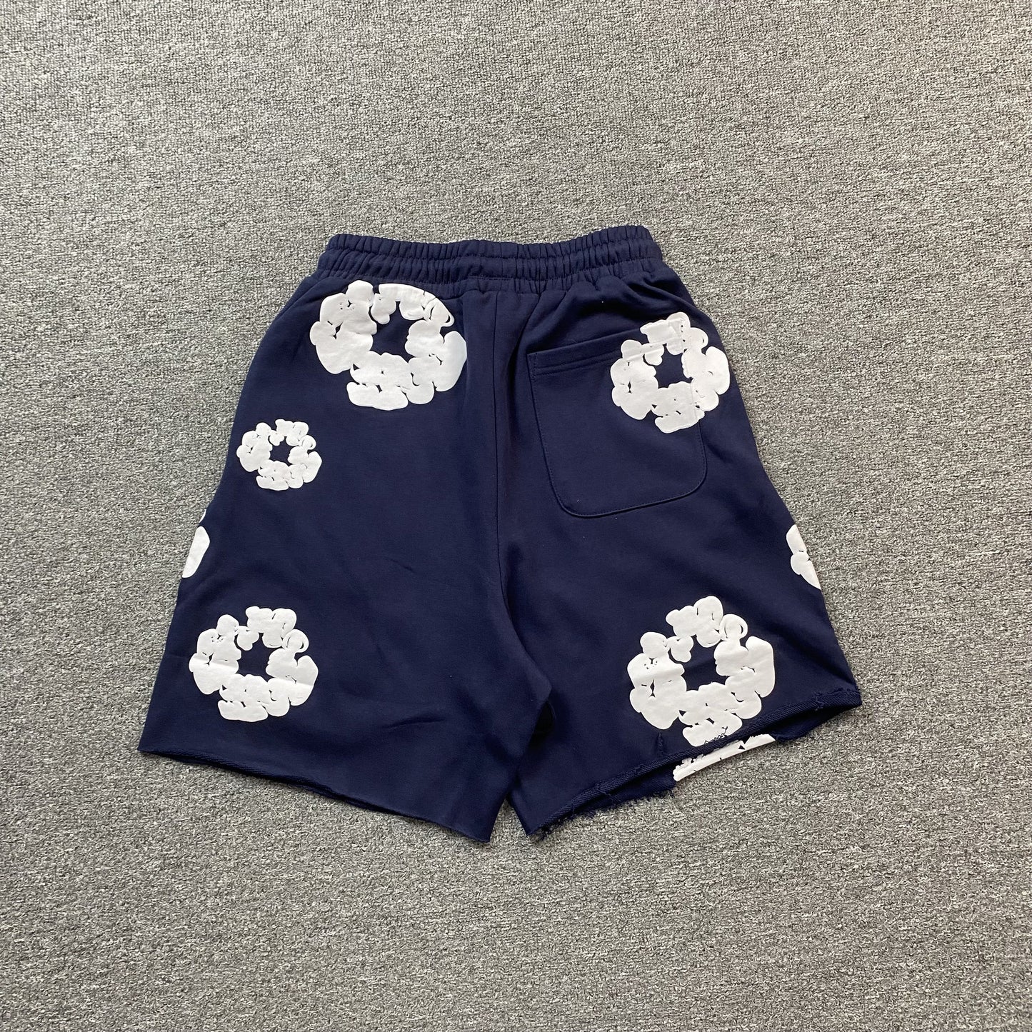DENIM TEARS COTTON WREATH SHORTS NAVY