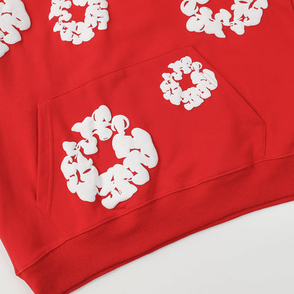 Sweat à capuche rouge en coton avec motif de déchirures de denim