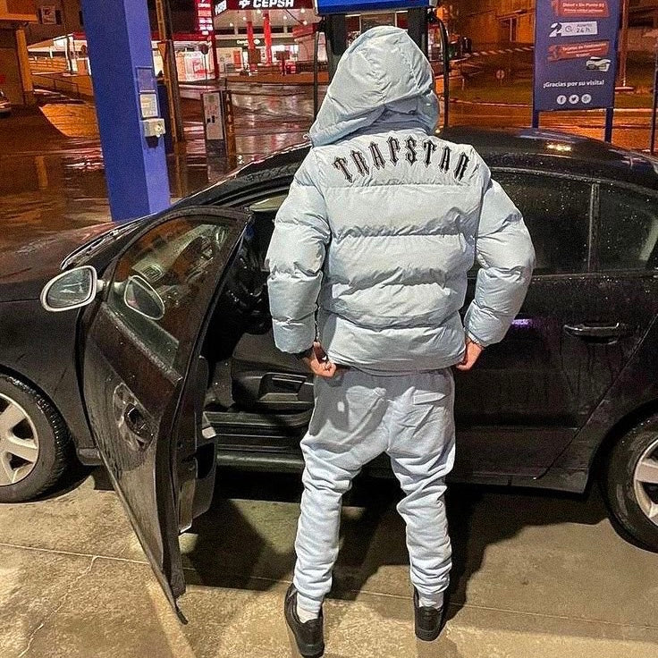 Doudoune bleu ciel à capuche amovible Irongate