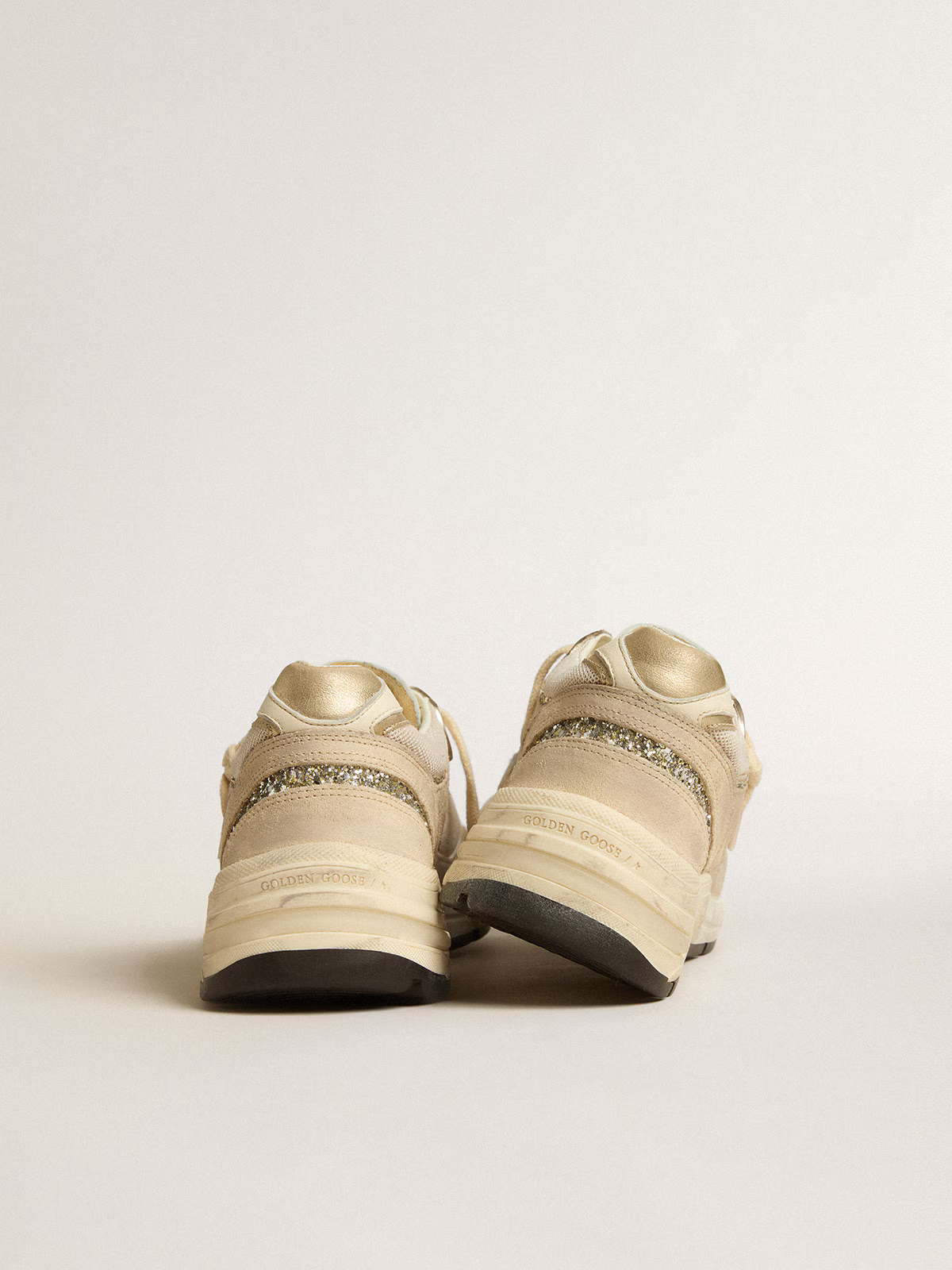 Baskets Golden Goose Dad-Star beiges à paillettes