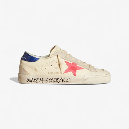 Golden Goose Super-Star – Ivory with Fuchsia Star