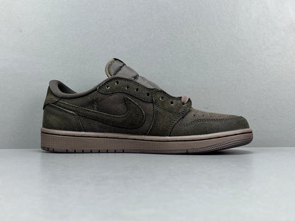 JORDAN 1 RETRO LOW OG SP x TRAVIS SCOTT VELVET BROWN
