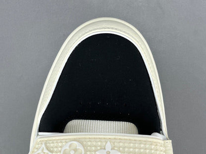 LOUIS VUITTON LV TRAINER SNEAKER