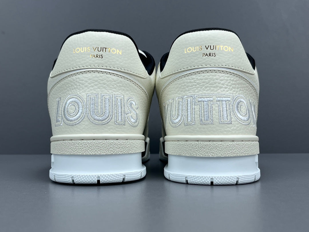 LOUIS VUITTON LV TRAINER SNEAKER