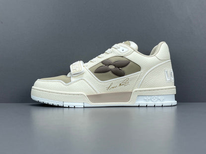 LOUIS VUITTON LV TRAINER SNEAKER