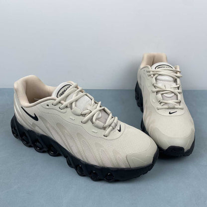 NIKE AIR MAX DN8 x FOSSIL NOIR