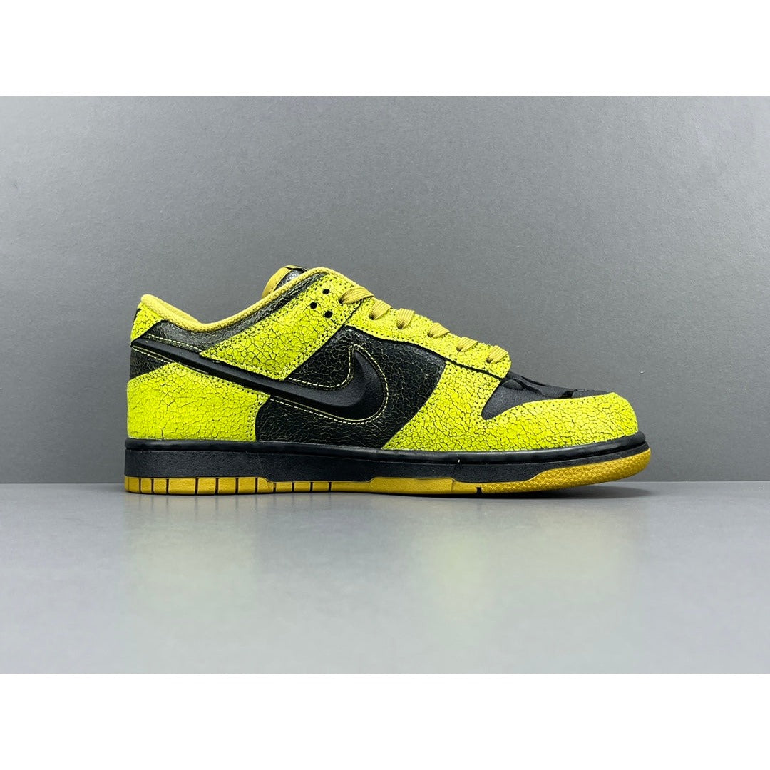 NIKE DUNK LOW x HALLOWEEN