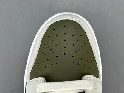 NIKE DUNK LOW x YEAR OF THE SNAKE