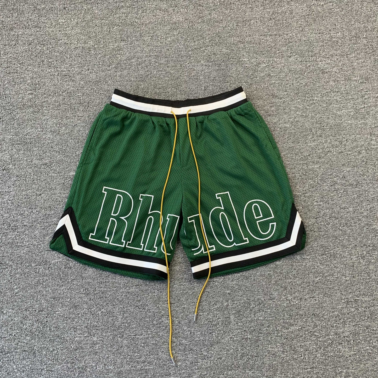RHUDE COURT LOGO SHORTS GREEN