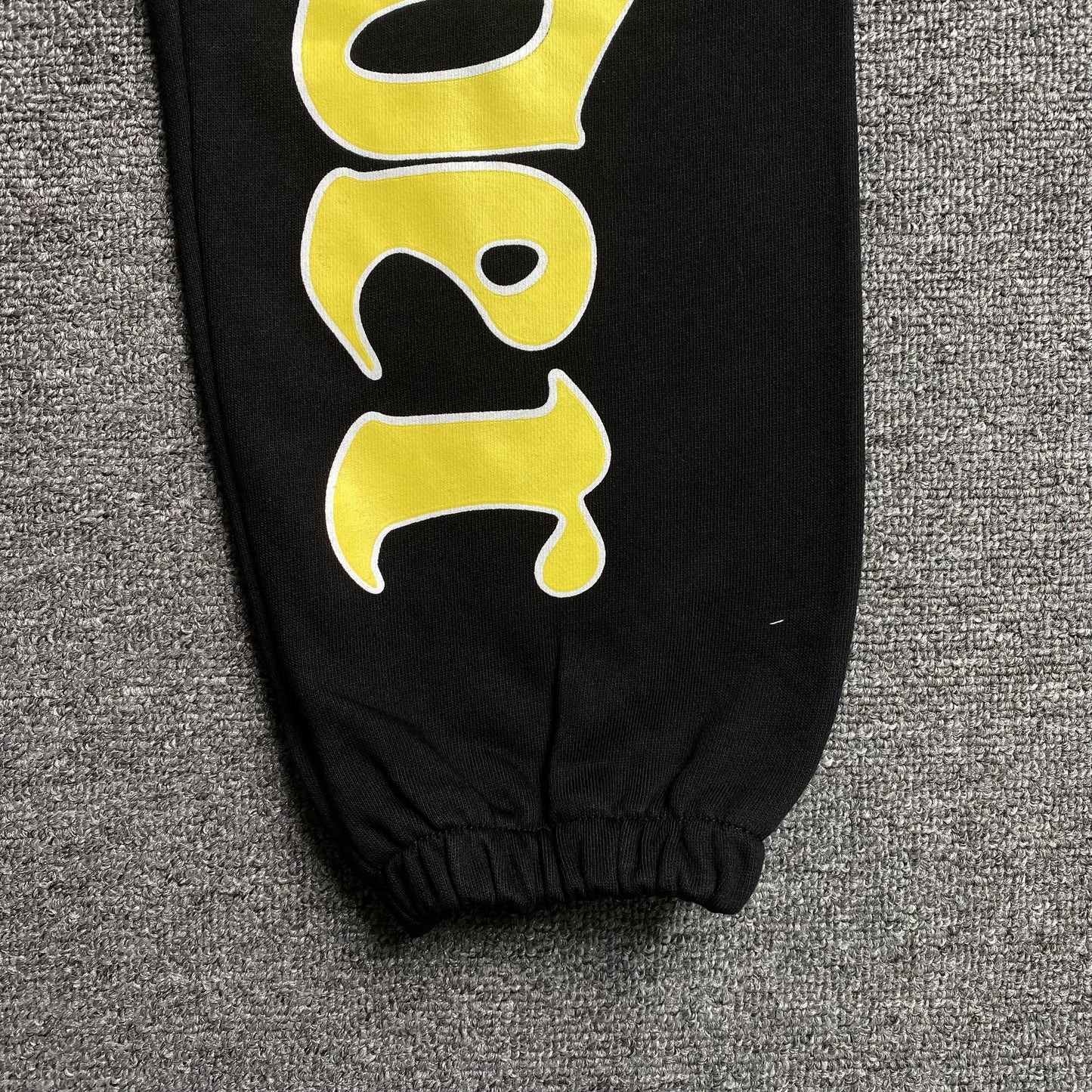 SP5DER JEFFERY SWEATPANTS BLACK