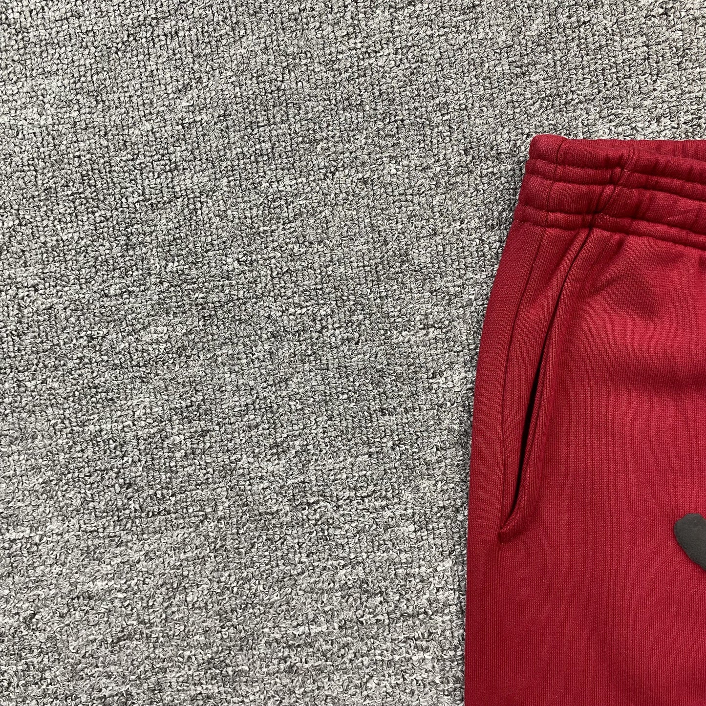 Pantalon de survêtement rouge SP5DER VVS