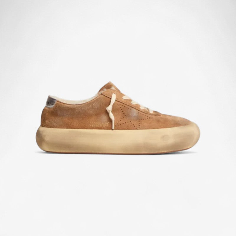 Women's Space-star Shoes In Tobacco-colored Suede With Shearling Lining