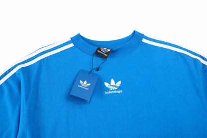 T-shirt Balenciaga en collaboration avec Adidas