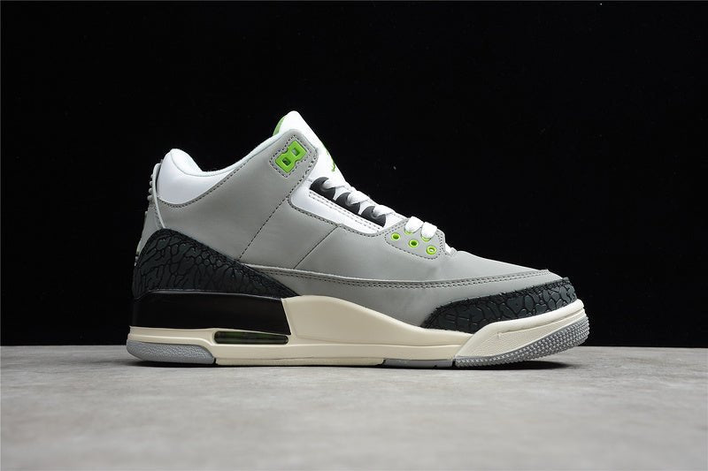 AIR JORDAN 3 RETRO CHLOROPHYLL GRIS FUMÉ CLAIR/CHLOROPHYLL/NOIR-BLANC-VOILE