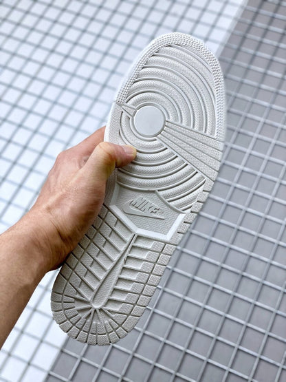 JORDAN 1 LOW x WHITE UNIVERSITY RED 