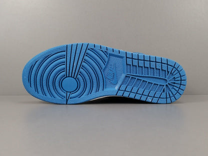 JORDAN 1 RETRO HIGH OG x BLEU MARINA FONCÉ 